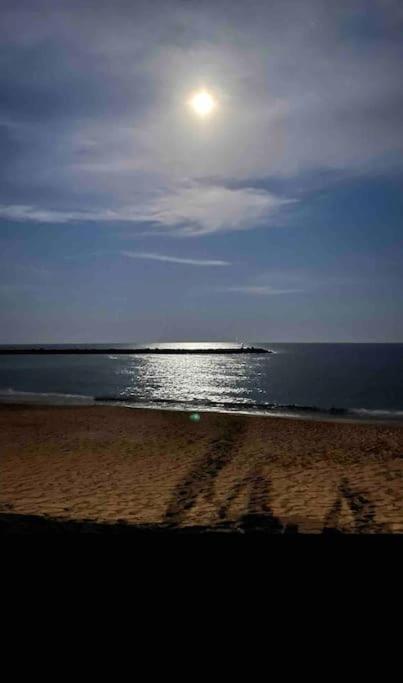 Studio Climatise Proche De Montpellier Et Des Plages วิลนูฟ เลส์ มากูโลน ภายนอก รูปภาพ